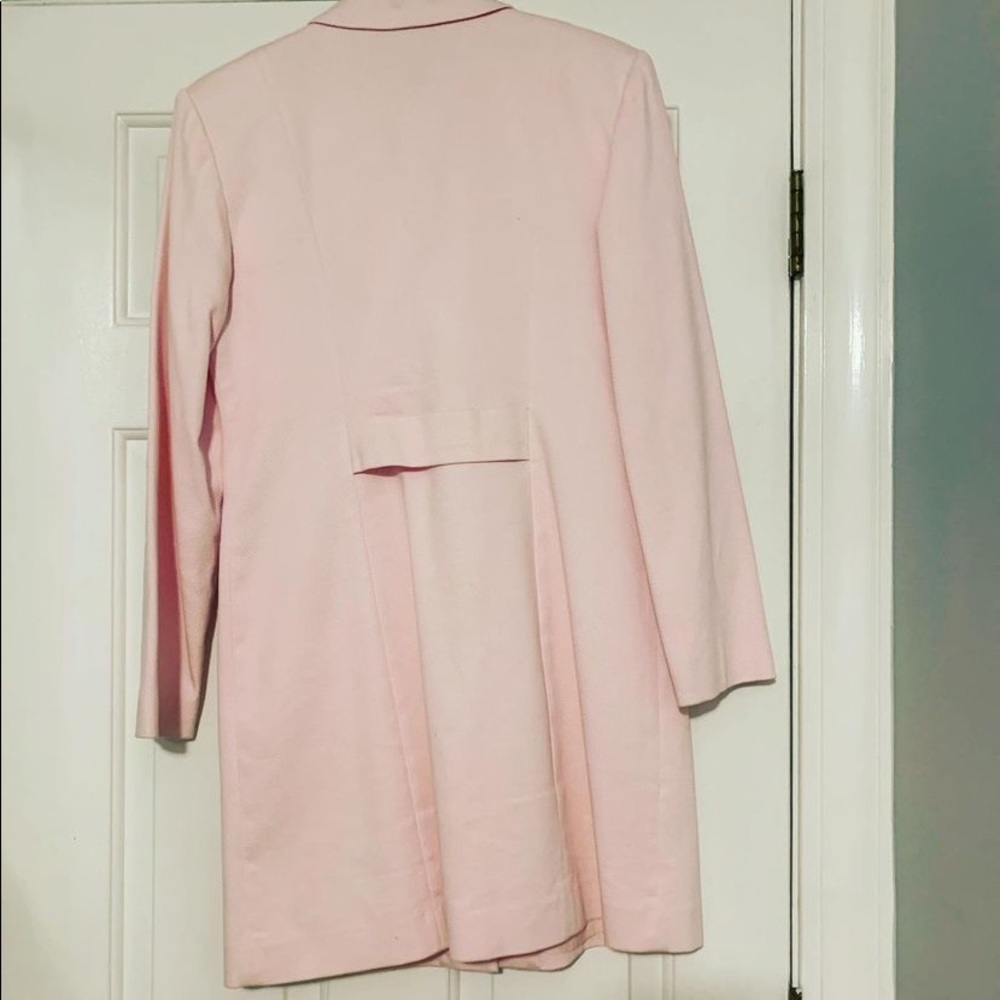 It’s been worn once and is in great condition!!